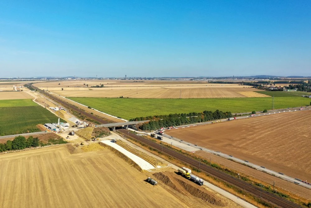 Prise de vue aérienne des ponts route en zone G