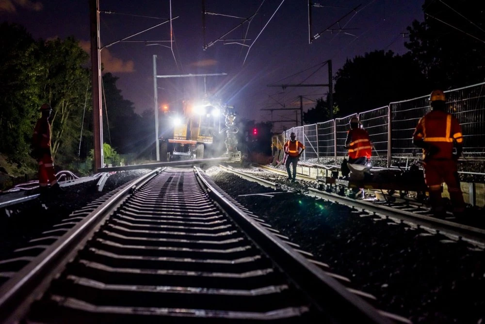 Travaux de nuit sur les voies en zone F