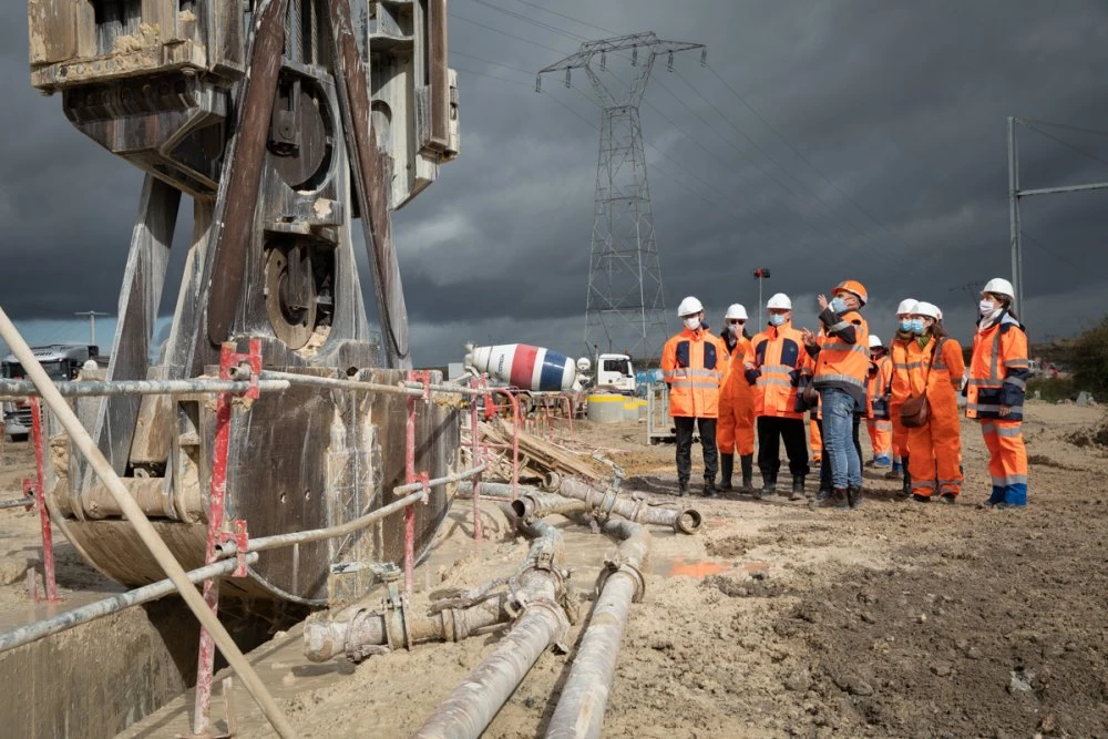Les administrateurs du projet en visite sur la zone F
